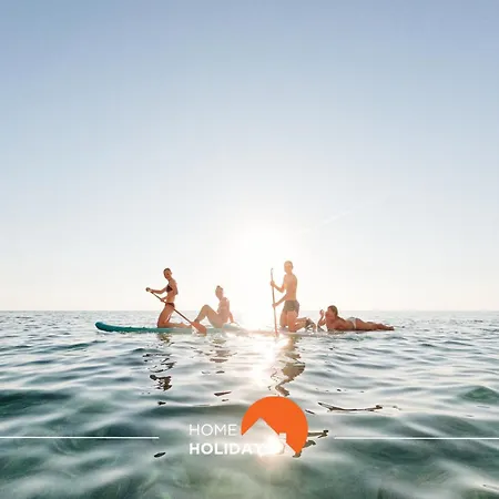 #329 Families Only - Jacaranda By Holidays Βίλα Αλμπουφέιρα