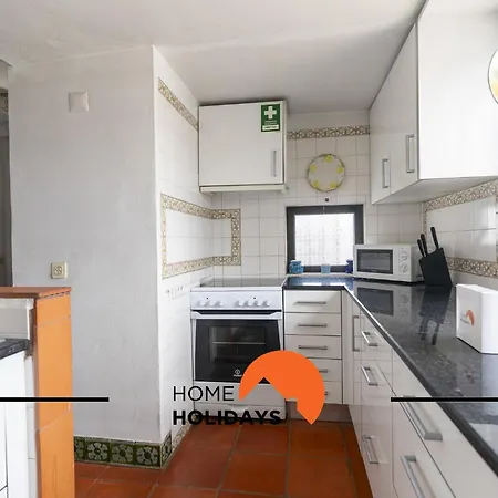 #329 Families Only - Jacaranda By Holidays * Albufeira