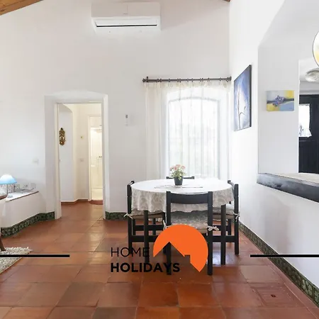 #329 Families Only - Jacaranda By Holidays Villa