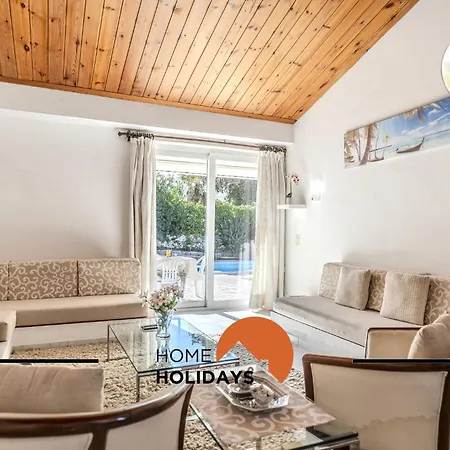 #329 Families Only - Jacaranda By Holidays Villa *