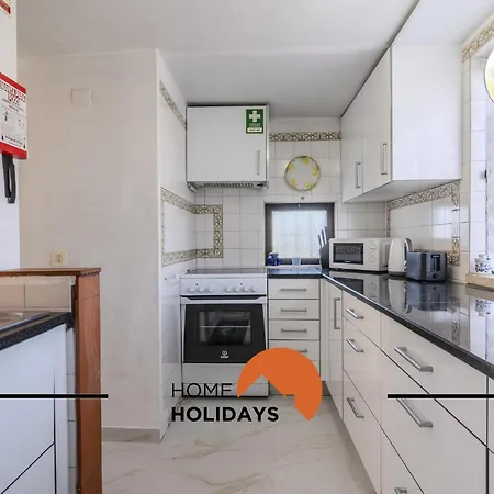 #329 Families Only - Jacaranda By Holidays