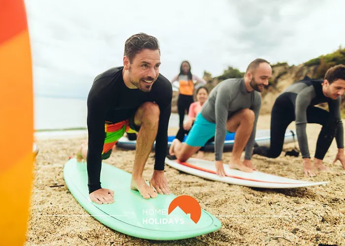 #329 Families Only - Jacaranda By Holidays 빌라 알부페이라