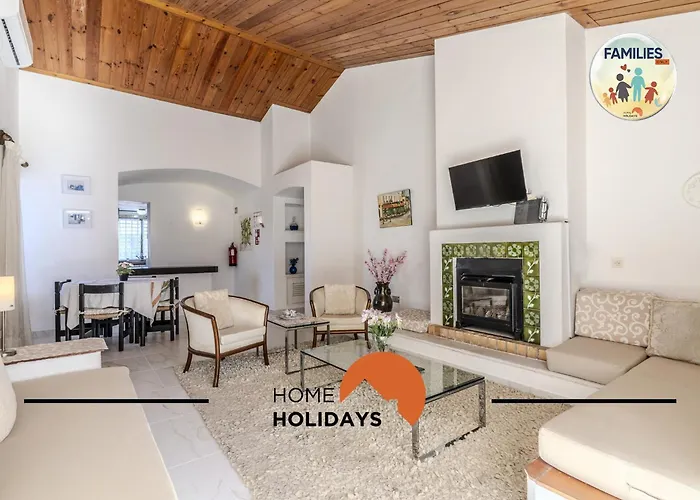 #329 Families Only - Jacaranda By Holidays 빌라 *