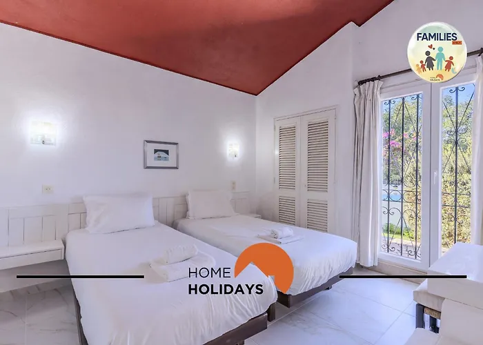 #329 Families Only - Jacaranda By Holidays 빌라