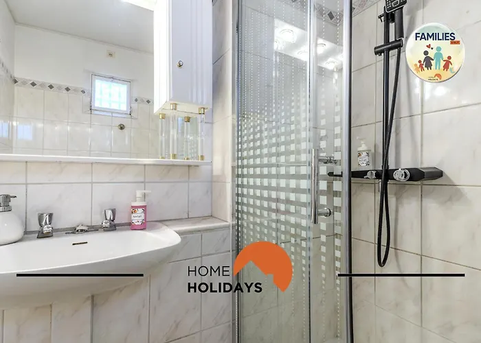 #329 W Pool Family Villa *