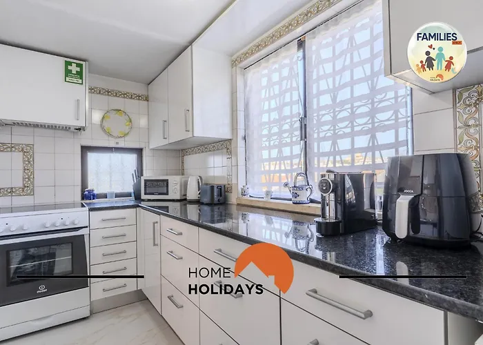 #329 Families Only - Jacaranda By Holidays *