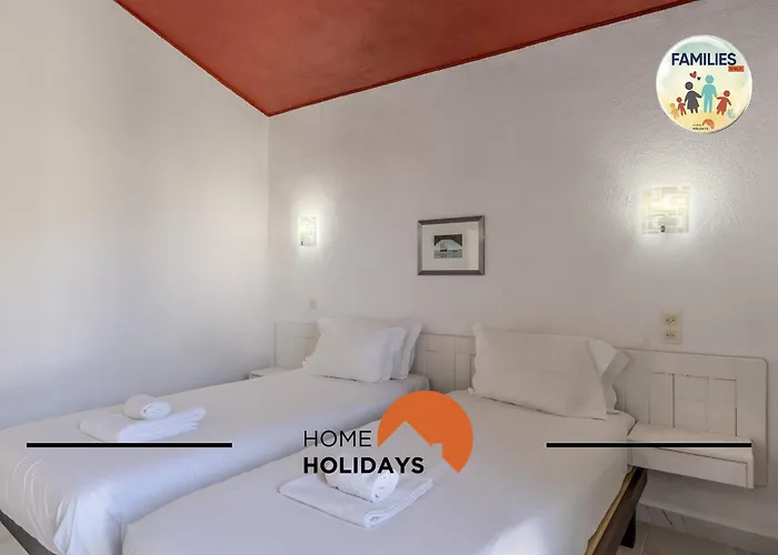 #329 Families Only - Jacaranda By Holidays *