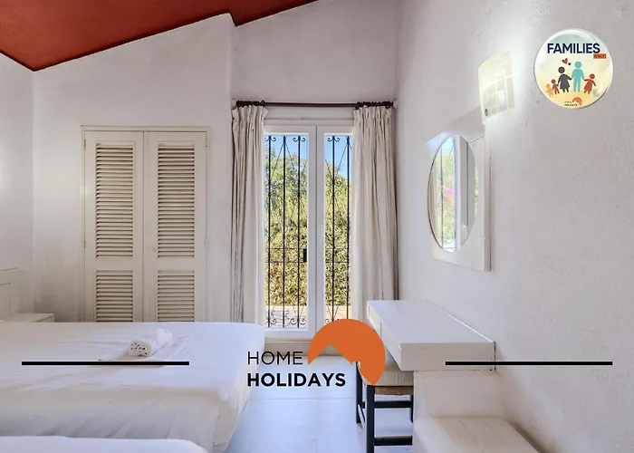 #329 Families Only - Jacaranda By Holidays 빌라 알부페이라