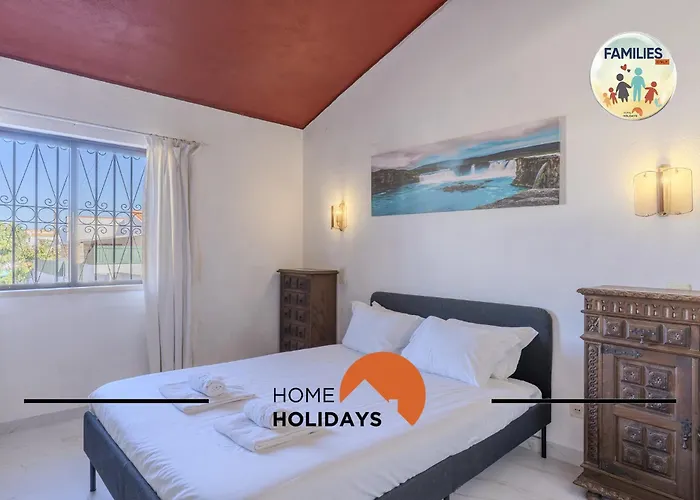 #329 Families Only - Jacaranda By Holidays *