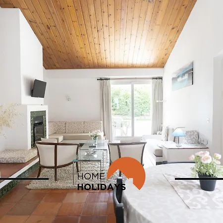 #329 Jacaranda B6 By Holidays Villa
