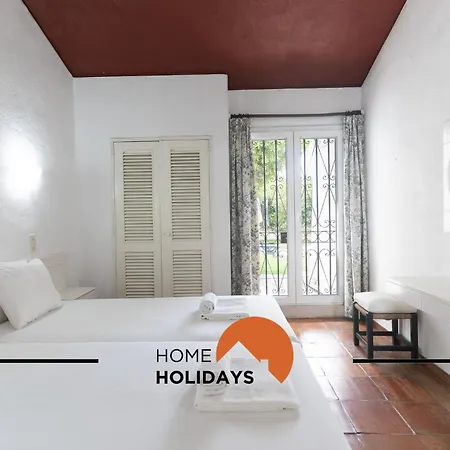 #329 Jacaranda B6 By Holidays Villa
